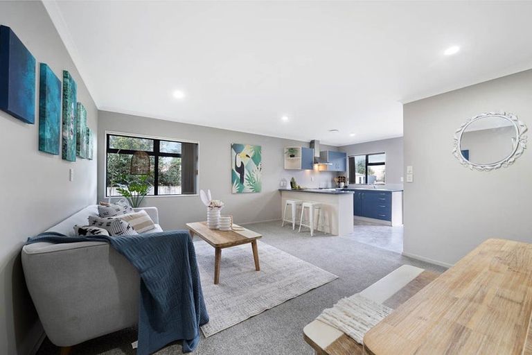 Photo of property in 32d Gifford Road, Papatoetoe, Auckland, 2025