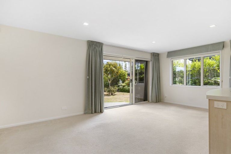 Photo of property in 2 Loloma Way, Wharewaka, Taupo, 3330