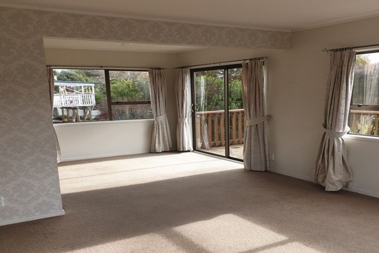Photo of property in 32 Kaiwaka Road, Waiuku, 2123