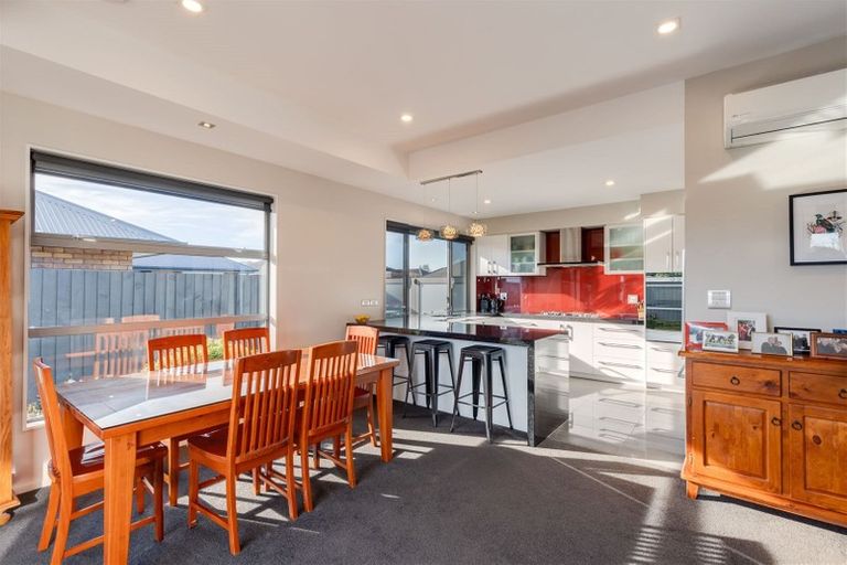 Photo of property in 11 Catkins Lane, Mairehau, Christchurch, 8052