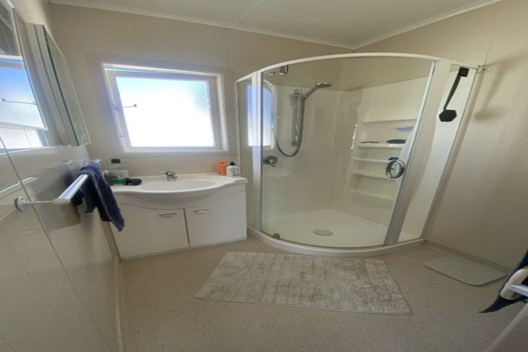 Photo of property in 12 Palmerston Road, Havelock North, 4130