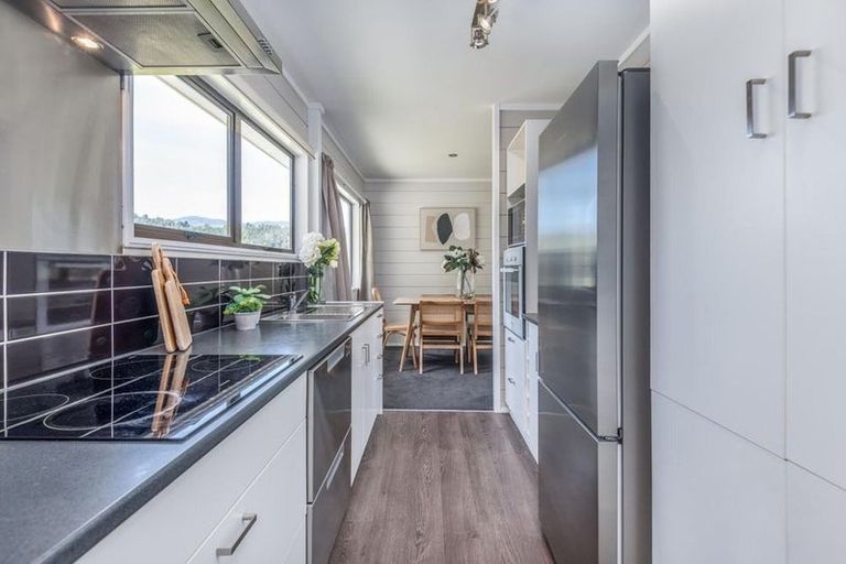 Photo of property in 107 Gillespies Road, Birchville, Upper Hutt, 5018