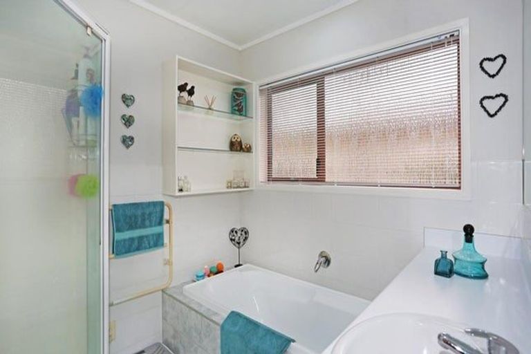 Photo of property in 83 Clark Road, Pahurehure, Papakura, 2113