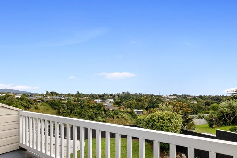 Photo of property in 13 Tamati Place, Merrilands, New Plymouth, 4312