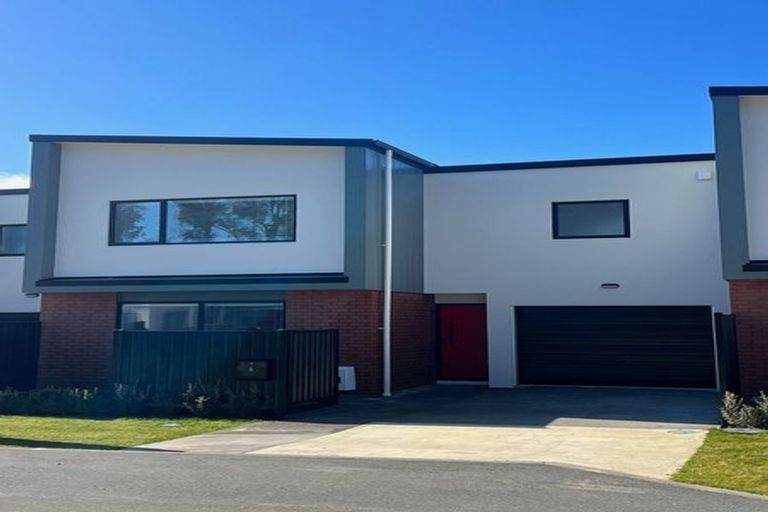 Photo of property in 6 Breakwater Way, Whitby, Porirua, 5024