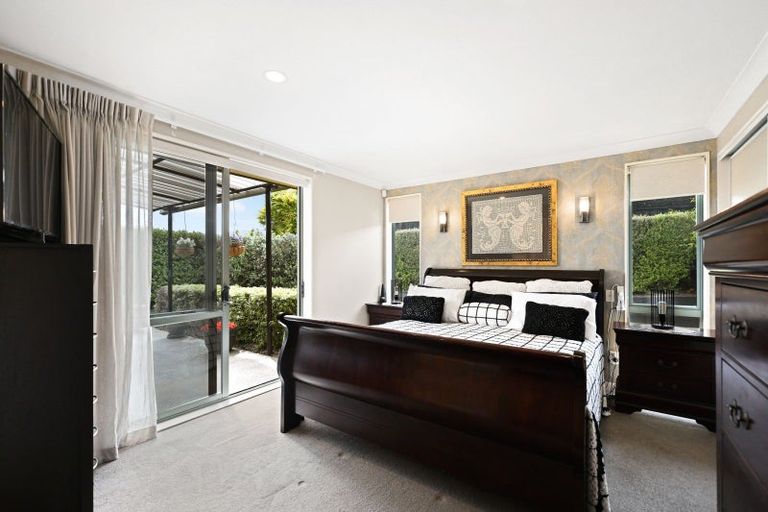 Photo of property in 3 Highgrove Drive, Grandview Heights, Hamilton, 3200