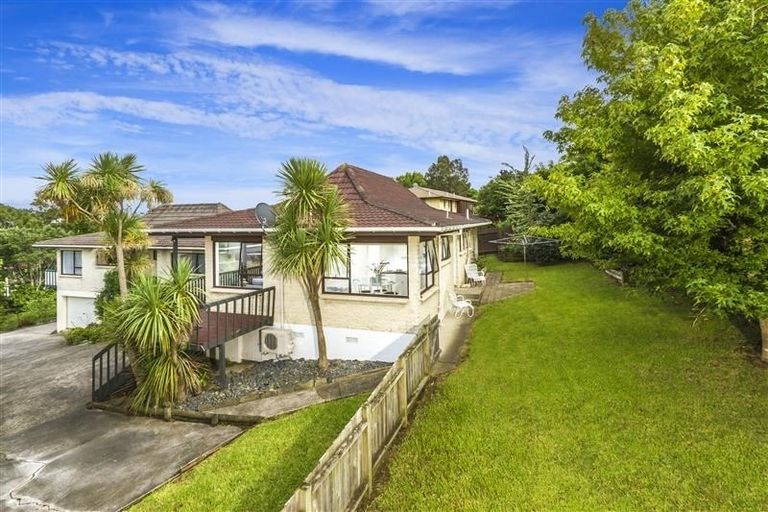 Photo of property in 2/21 Waiau Street, Torbay, Auckland, 0630