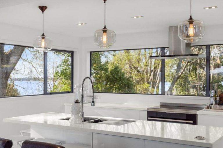 Photo of property in 4 Gellibrand Place, Omokoroa, 3114