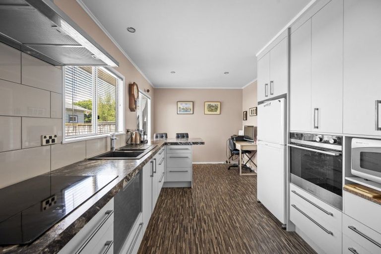 Photo of property in 2/173 Vigor Brown Street, Napier South, Napier, 4110