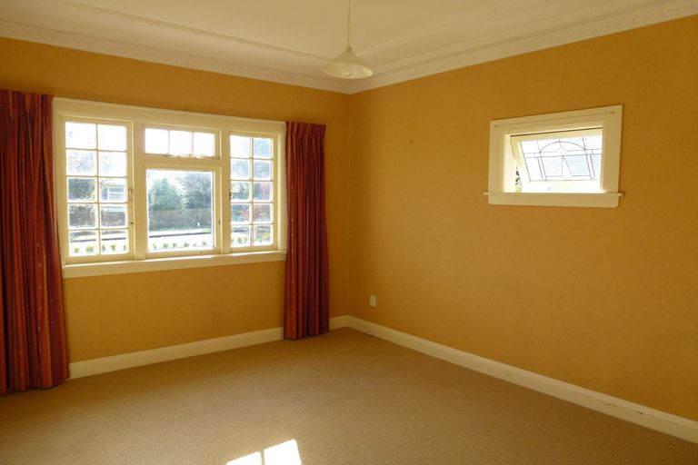 Photo of property in 42 Matamau Street, Palmerston North, 4414