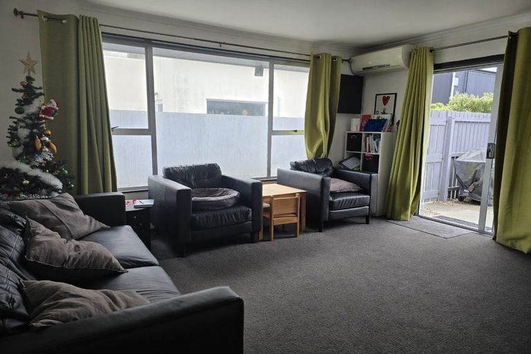 Photo of property in 6/161 Marine Parade, New Brighton, Christchurch, 8083