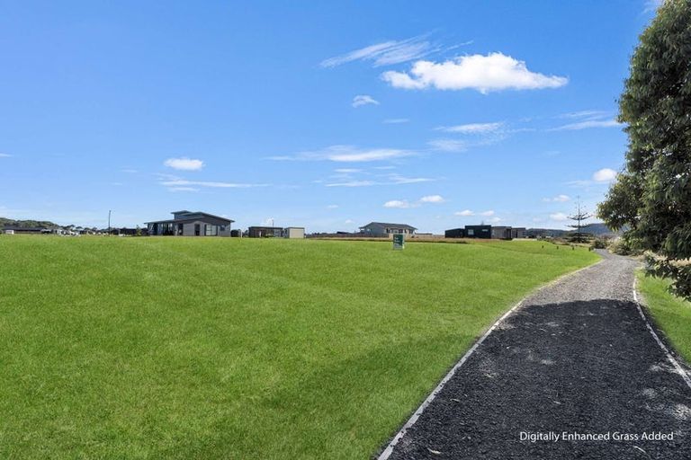 Photo of property in 30 Taniwha Place, Matarangi, 3592