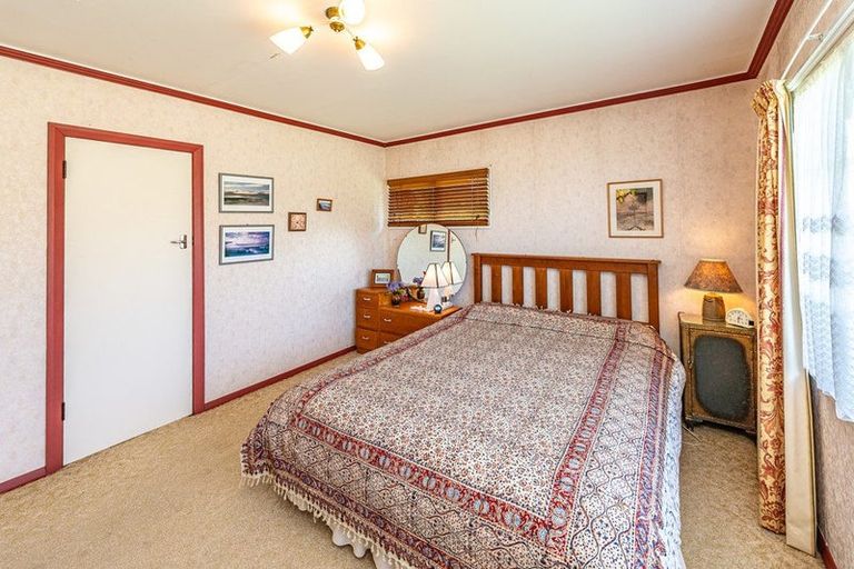 Photo of property in 4 West Way, Durie Hill, Whanganui, 4500