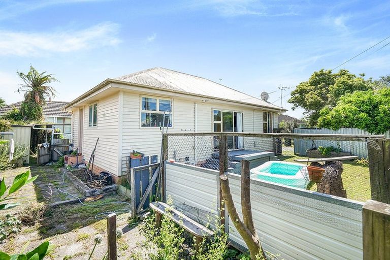 Photo of property in 87 Massey Street, Frankton, Hamilton, 3204