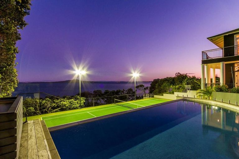 Photo of property in 245 Beach Road, Campbells Bay, Auckland, 0630