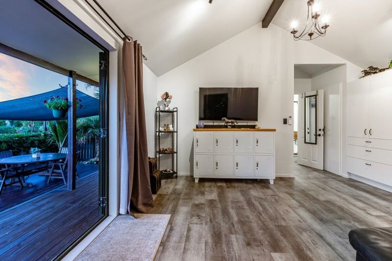 Photo of property in 49 Gawler Street, Te Horo Beach, Otaki, 5581