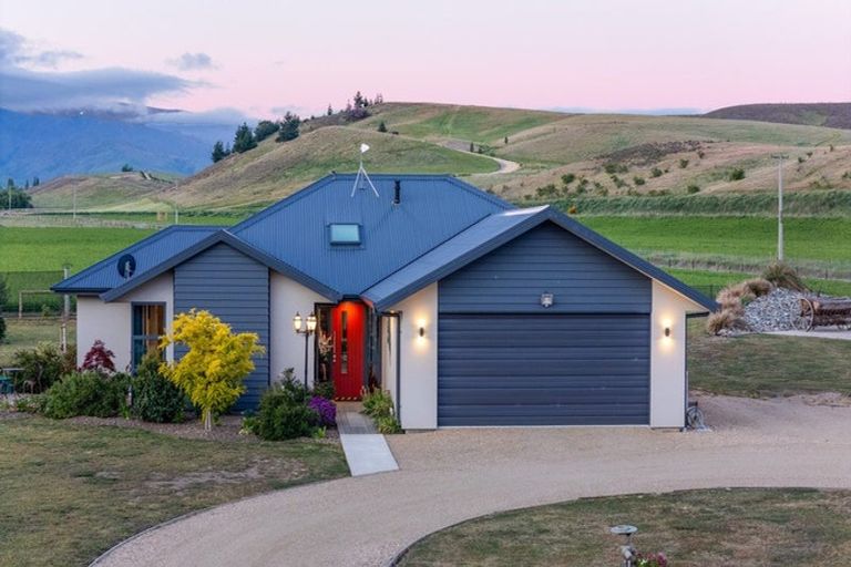 Photo of property in 57 Golden Road, Springvale, Alexandra, 9393