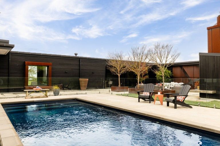 Photo of property in 25 Side Road, Haumoana, 4180