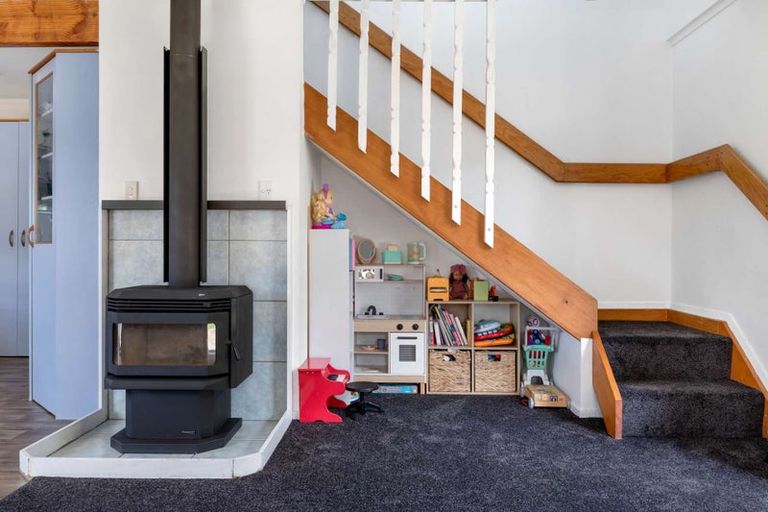 Photo of property in 63a Robinson Avenue, Holdens Bay, Rotorua, 3010