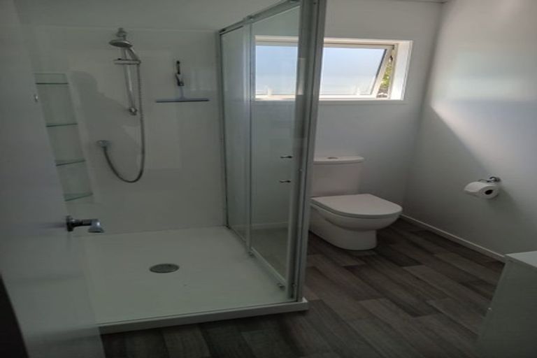 Photo of property in 11 Titoki Avenue, Mangere Bridge, Auckland, 2022