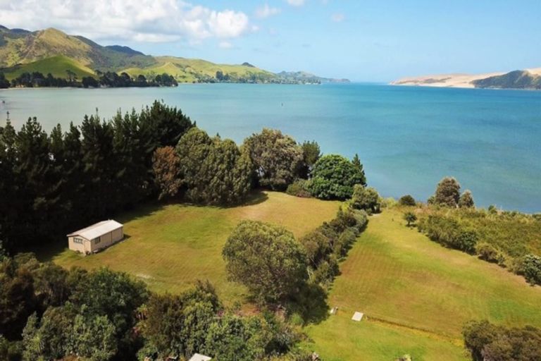 Photo of property in 21 Koutu Point Road, Opononi, Kaikohe, 0473