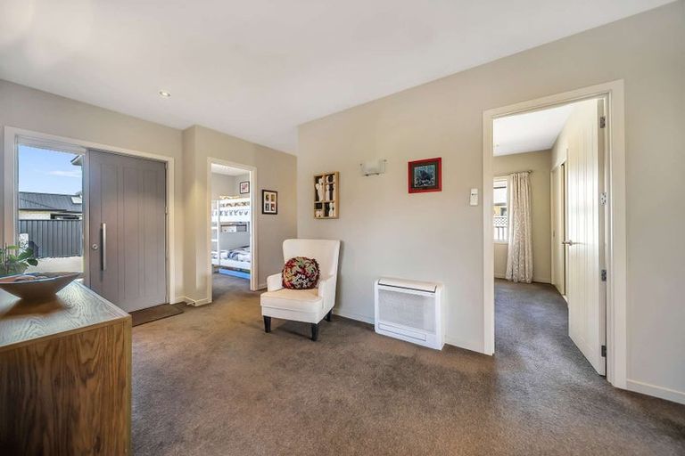 Photo of property in 40 Breaksea Street, Te Anau, 9600