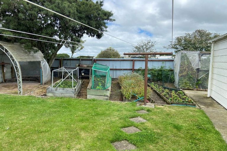 Photo of property in 75 Market Street, Leeston, 7632