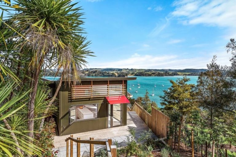 Photo of property in 33 Ridge Road, Mahurangi East, Warkworth, 0982