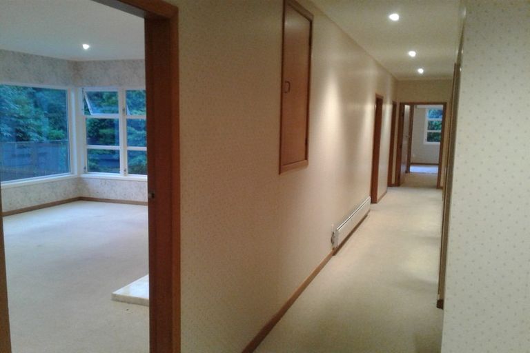 Photo of property in 3 Aylesbury Way, Karori, Wellington, 6012