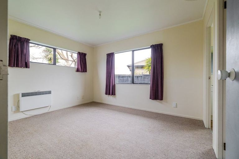 Photo of property in 136 Kelvin Grove Road, Kelvin Grove, Palmerston North, 4414