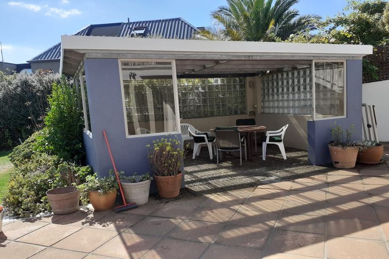 Photo of property in 76 Glenstrae Road, Redcliffs, Christchurch, 8081