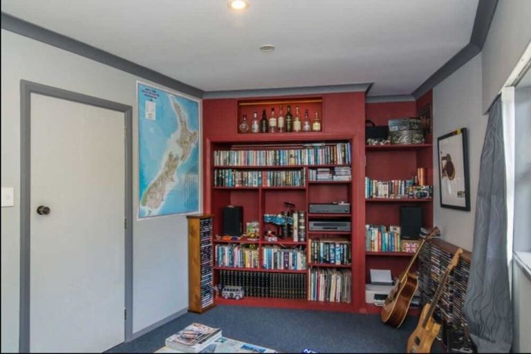 Photo of property in 44 Gavin Road, Raumati Beach, Paraparaumu, 5032