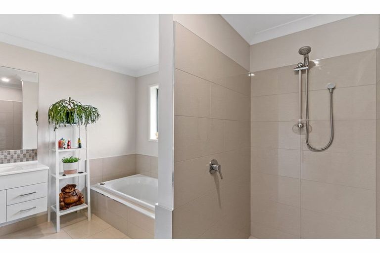 Photo of property in 16 Jack Boyd Drive, Mangawhai Heads, Mangawhai, 0573