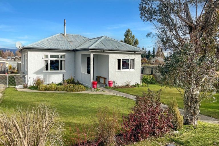 Photo of property in 18 Caulfeild Street, Ranfurly, 9332