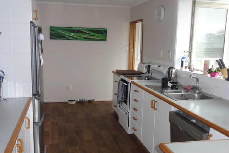 Photo of property in 43 Castletown Place, New Brighton, Christchurch, 8083