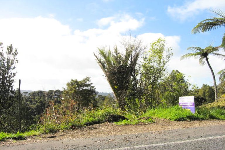 Photo of property in 348 Forest Hill Road, Waiatarua, Auckland, 0612