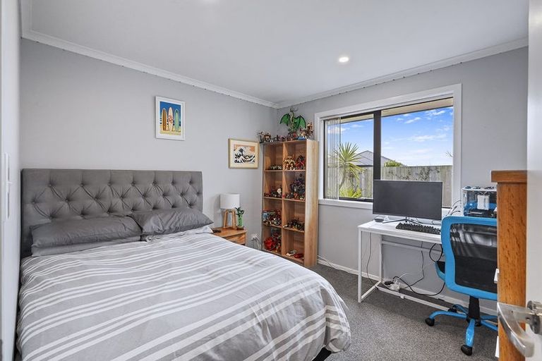 Photo of property in 13 Kimbolton Street, Rototuna North, Hamilton, 3210