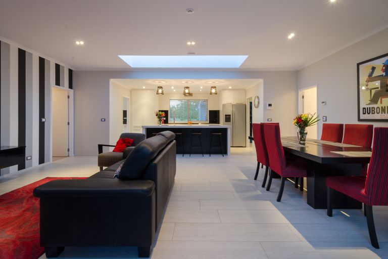 Photo of property in 55 Riverhead Road, Kumeu, 0810