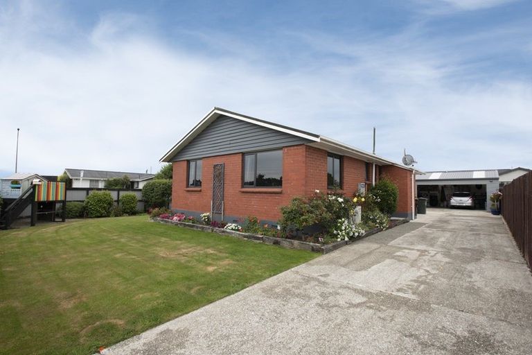 Photo of property in 100 Thornhill Street, Rockdale, Invercargill, 9812