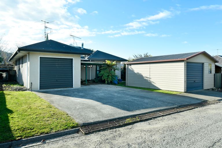 Photo of property in 17c Martin Avenue, Wakefield, 7025