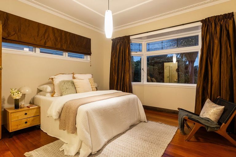 Photo of property in 82 Mortimer Terrace, Brooklyn, Wellington, 6021