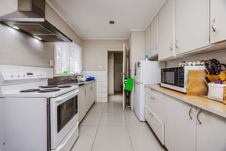 Photo of property in 12 Clutha Crescent, Clover Park, Auckland, 2023