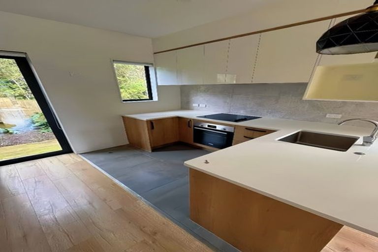 Photo of property in 23/9 Schnapper Rock Road, Greenhithe, Auckland, 0632