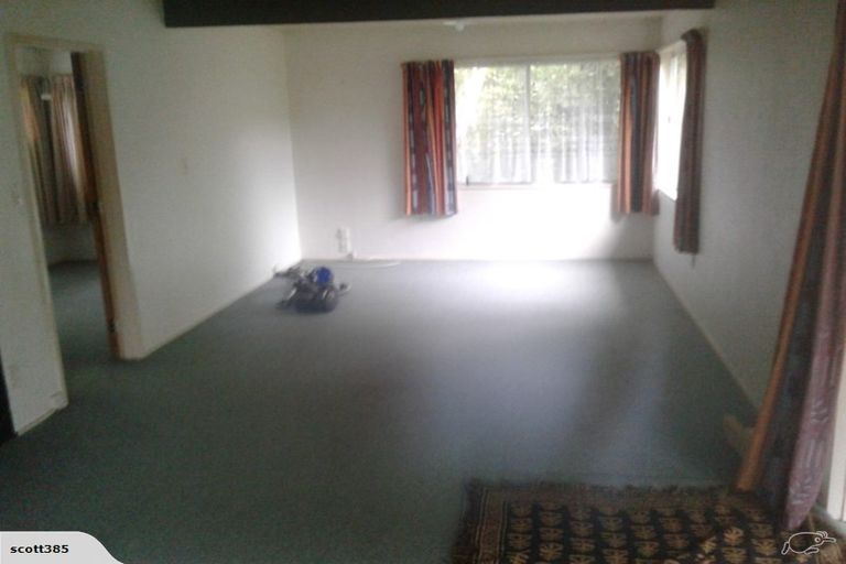 Photo of property in 79 Pahiatua Street, Hokowhitu, Palmerston North, 4410