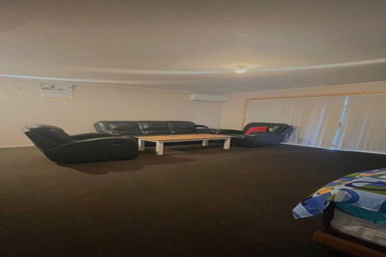 Photo of property in 2/66 Huia Road, Papatoetoe, Auckland, 2025