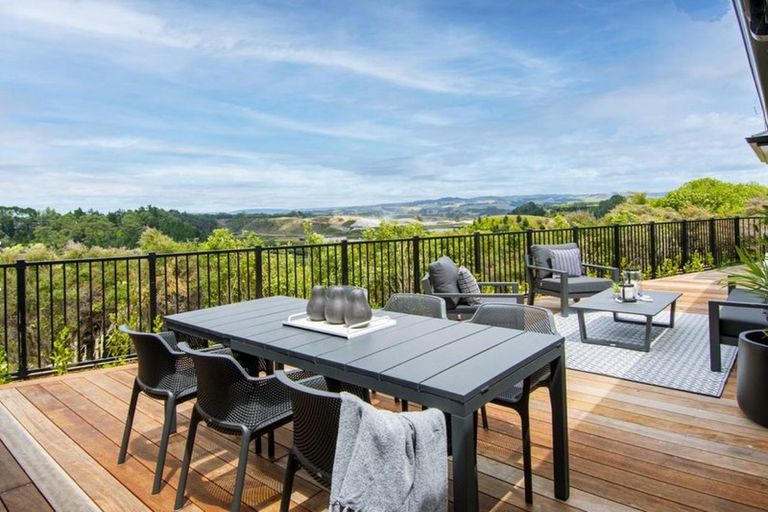 Photo of property in 32 Blacklock Road, Pyes Pa, Tauranga, 3112