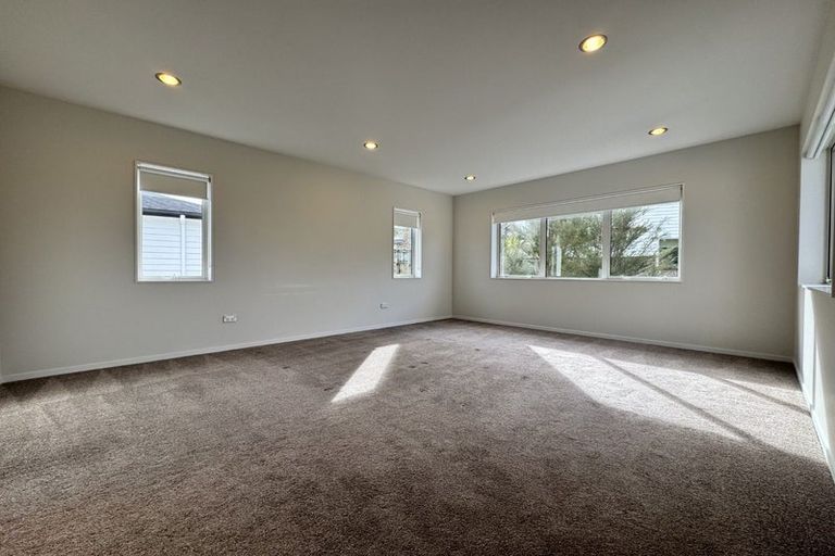 Photo of property in 39 Travis View Drive, Fairview Heights, Auckland, 0632