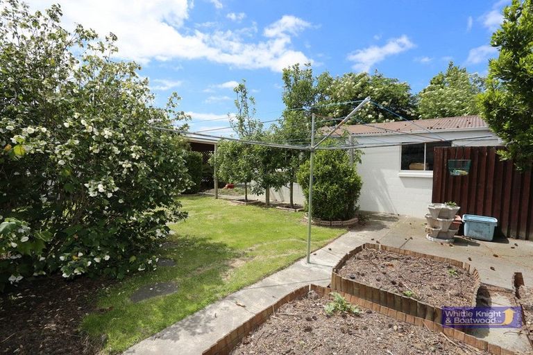 Photo of property in 5 Nanette Street, Upper Riccarton, Christchurch, 8041