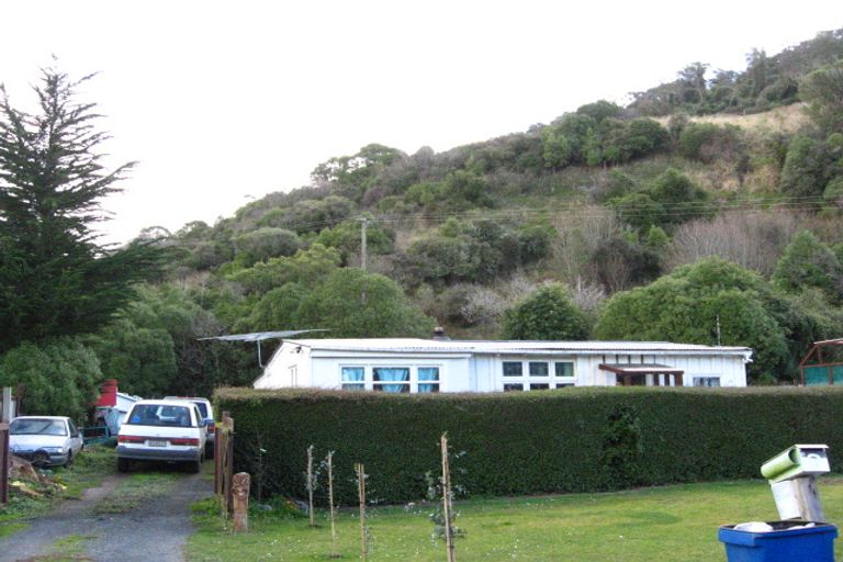 Photo of property in 2 Driver Street, Long Beach, Port Chalmers, 9081