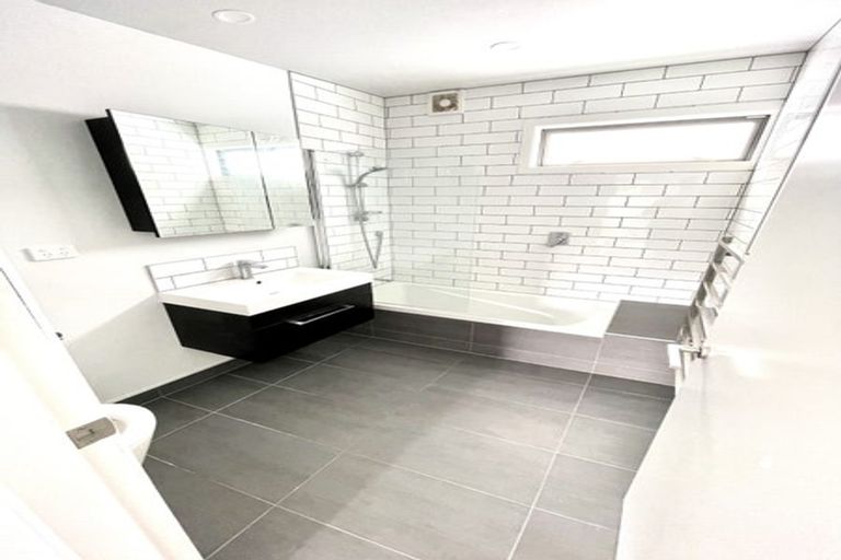 Photo of property in 5/30 Monowai Road, Johnsonville, Wellington, 6037